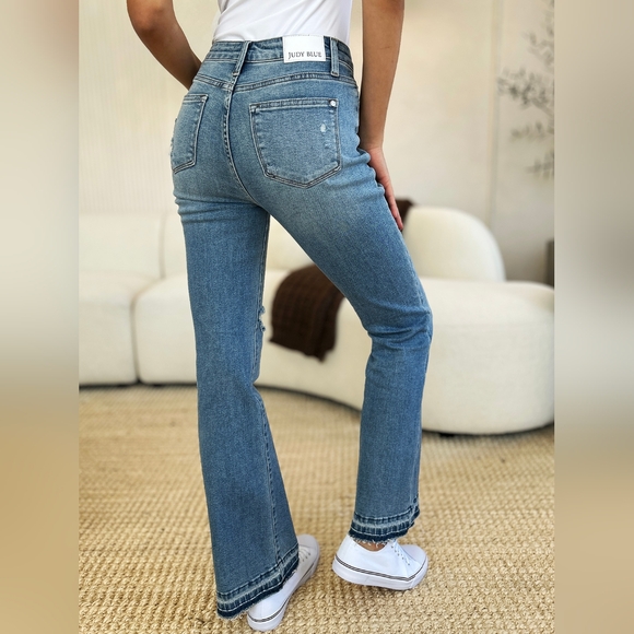 Just In!! Judy Blue Full Size Mid Rise Destroyed Hem Distressed Jeans - Picture 5 of 15